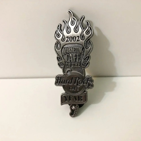 2002 Hard Rock Cafe Marketing Cafe Of The Year Pin - Picture 8 of 11
